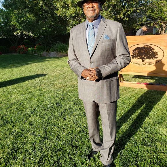 Meet your Posher, Eric - Picture 1 of 1